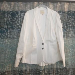 Plus Mod Cloth White Blazer